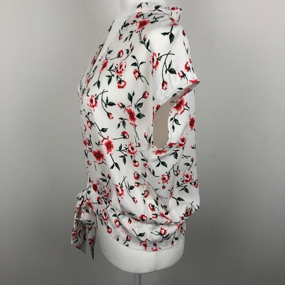 Triple Seven Button Up Front Tie Floral Blouse Large Cap Sleeves - Picture 5 of 14